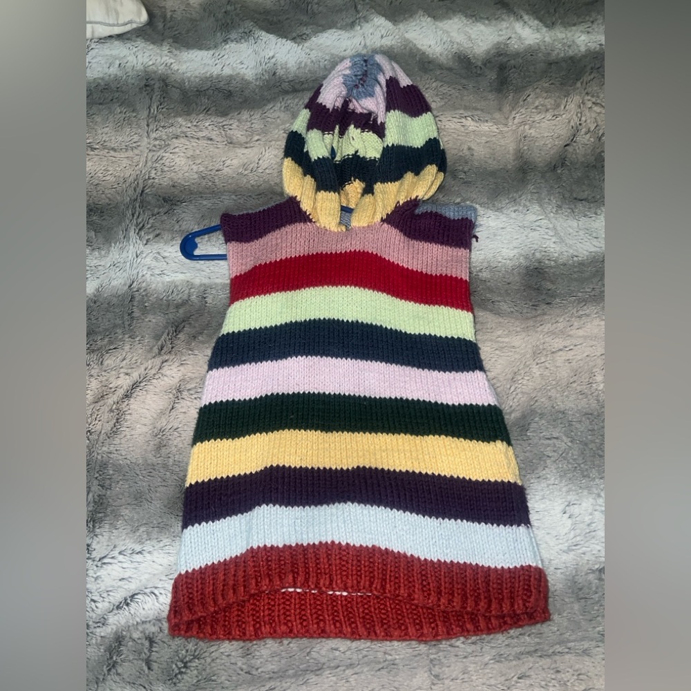 Girls knitted sweater vest